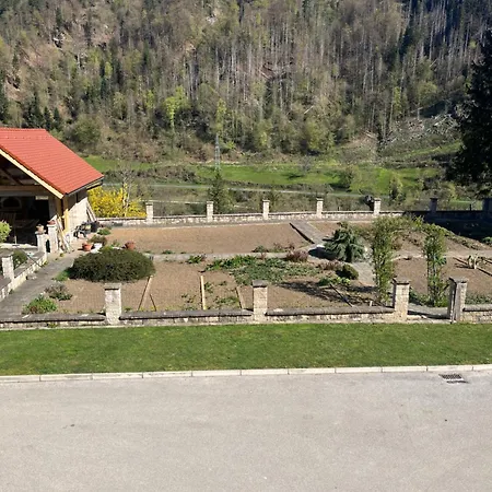 Apartma Apartmaji Pri Mojci