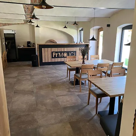 Apartmaji Pri Mojci *